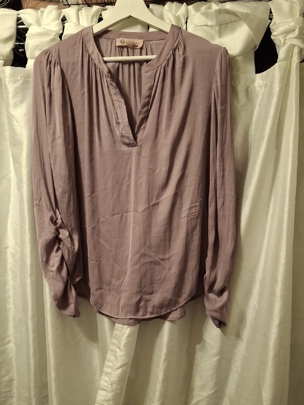 Philosophy Mauve Long-Sleeve V-Neck Blouse